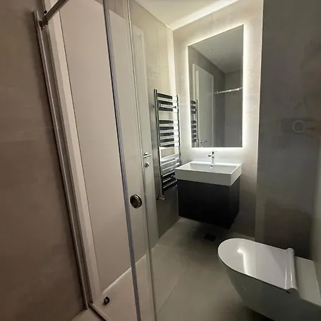 Landmark Premium Lux *