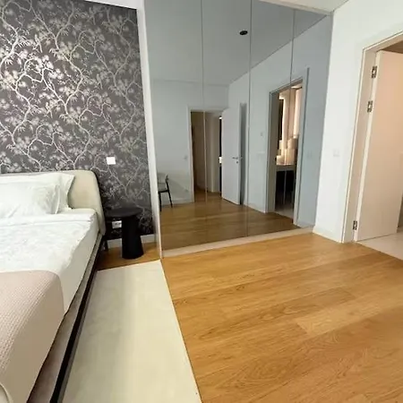 Lägenhet Landmark Premium Lux